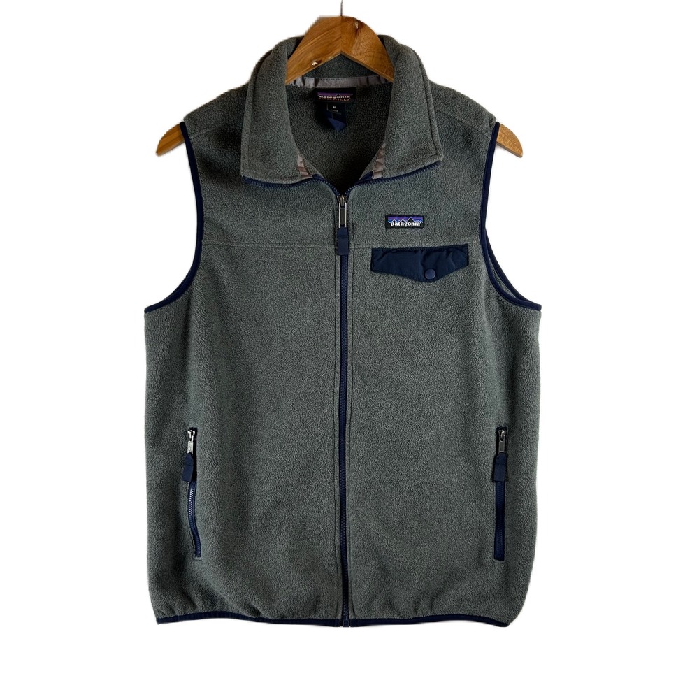 Patagonia Synchilla Fleece Vest Mens Medium Gray Navy‎ Blue Full Zip Snap Pocket